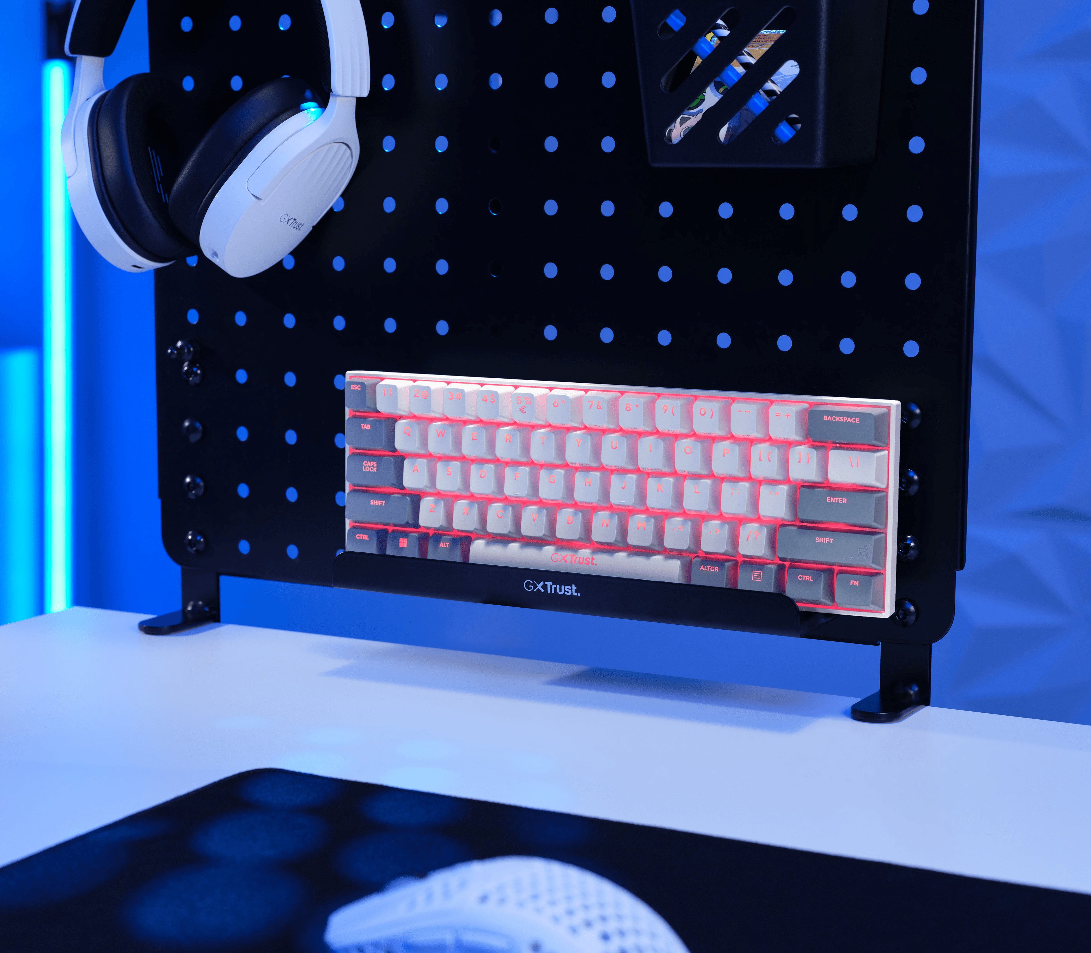 Product Highlight image Life is better in colour