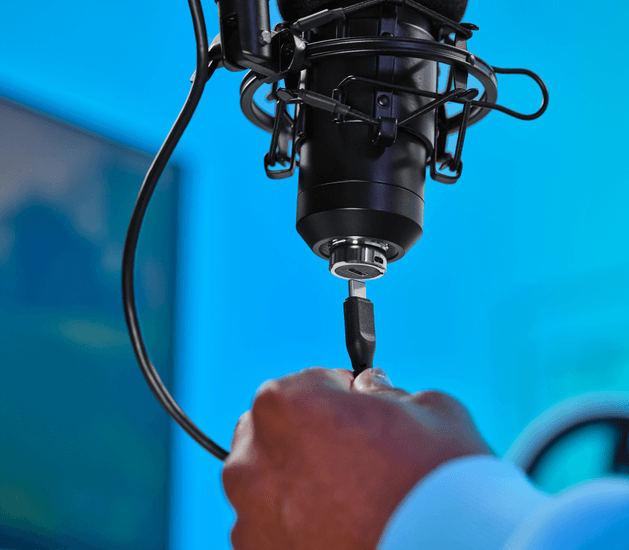 Product Highlight image Keep it connected