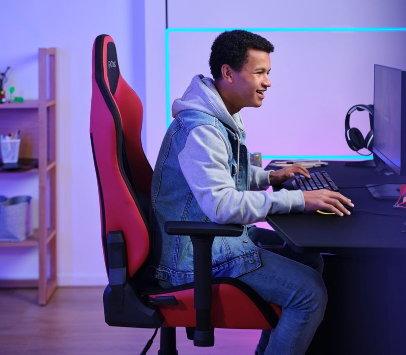 Trust.com - GXT 714R Ruya Eco Gaming Chair - Red UK