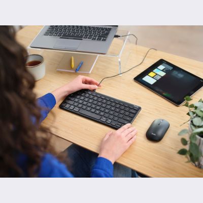 Lyra Compact Wireless Keyboard
