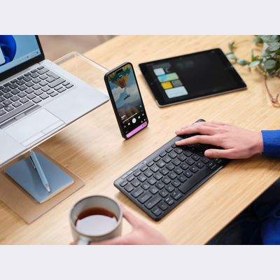 Lyra Compact Wireless Keyboard